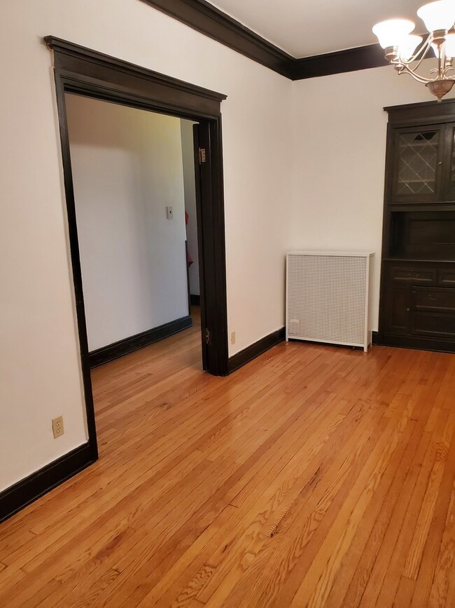 Photo - 5720 S Kenwood Ave Unit 1