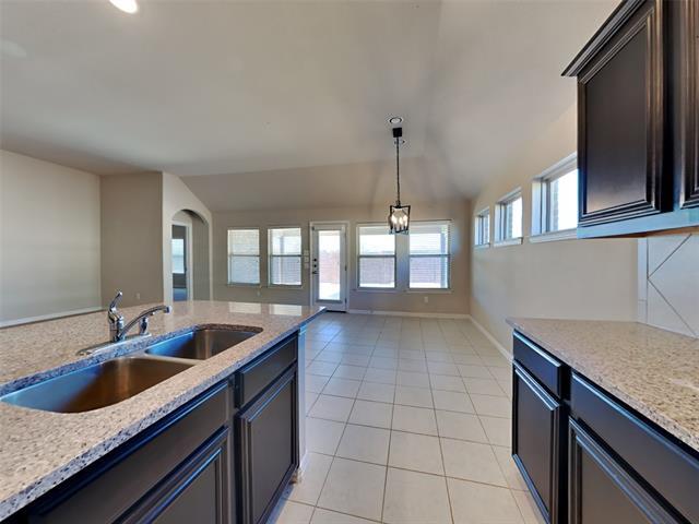 Photo - 1618 Sherwood Dr
