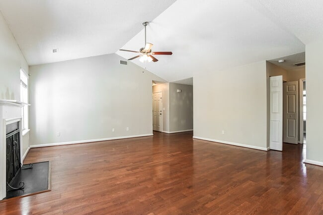 Photo - 9225 Merlot Ln