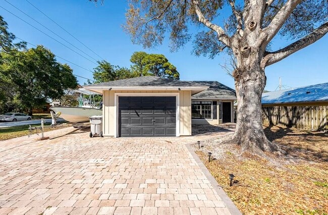 Photo - 2890 1st Pl