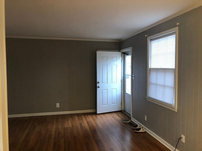 Photo - 3 Bedroom Home For Rent Near Post!