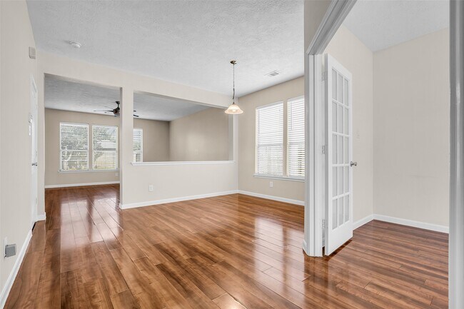 Photo - 6719 Path Way Ct