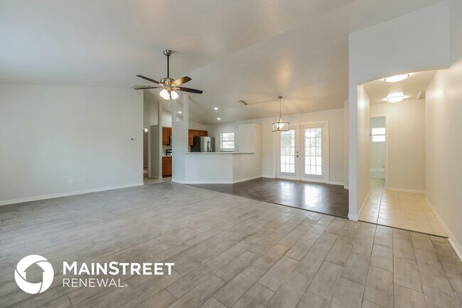 Photo - 1581 S Chamberlain Blvd