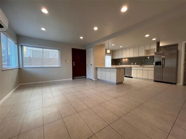 Photo - 8905 Tronewood Dr