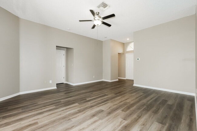 Photo - 4851 Mill Run Dr