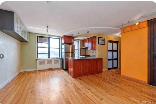 Photo - 83-40 Austin St Unit 7N