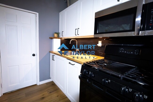 Photo - 241 Northampton St