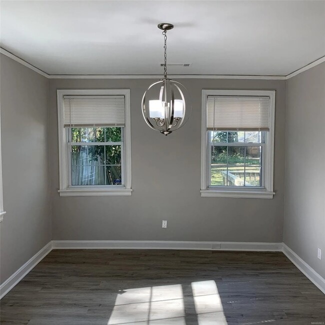 Photo - 3242 Southmont Dr