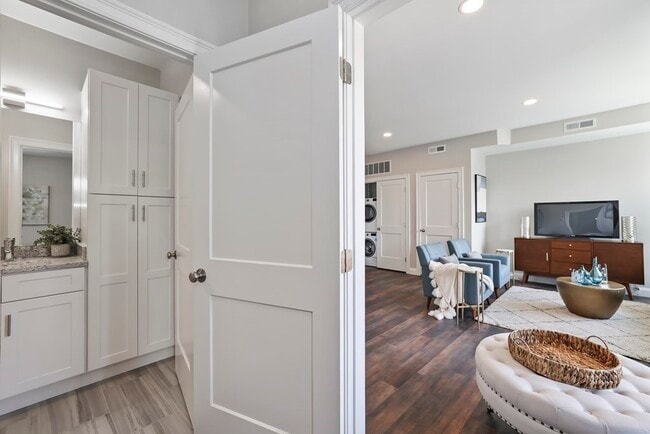 Photo - 734 South St Unidad 1