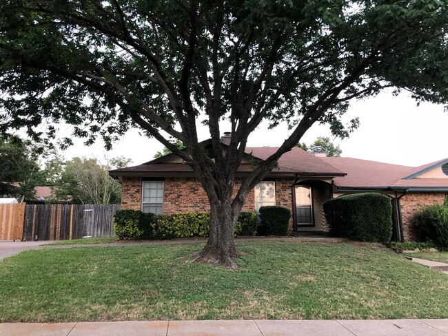 Two Bedroom 1.5 Bath Duplex Unit in Euless - Two Bedroom 1.5 Bath Duplex Unit in Euless Casa