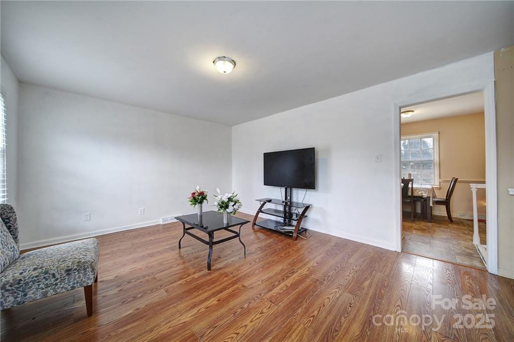 Photo - 6323 Coach Hill Ln