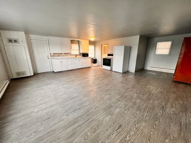 Photo - Studio Apartment Off of Federal Way