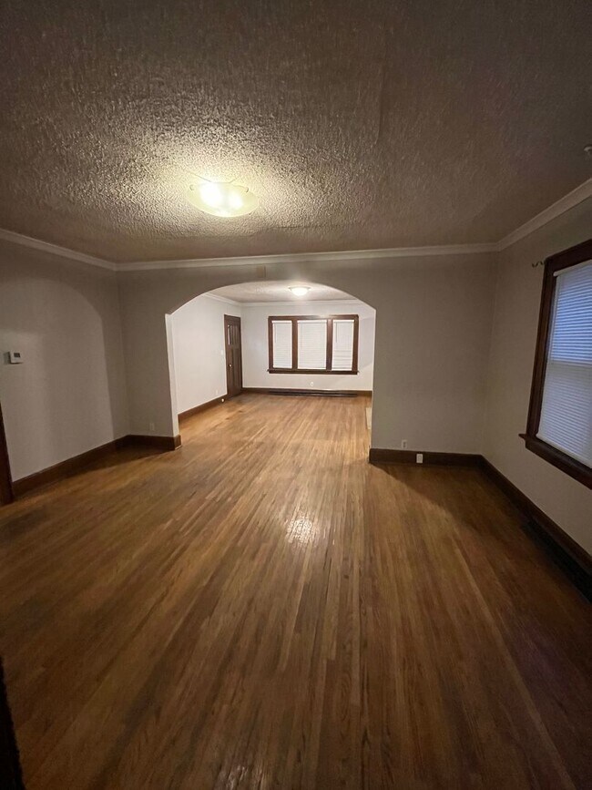 Photo - 3 bedroom home available in Rockford