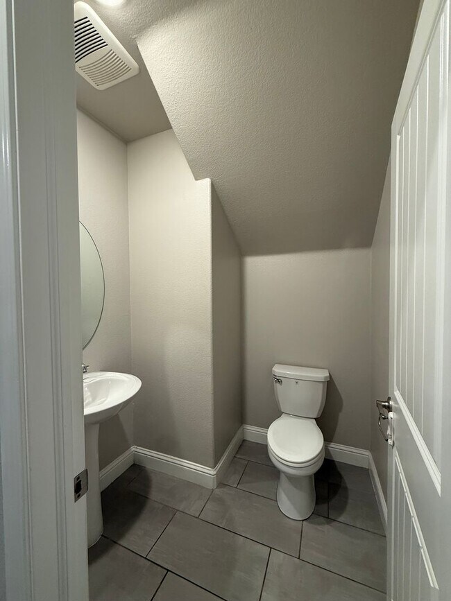 Photo - Charming 3-Bedroom Home in Family-Friendly 93727 Neighborhood