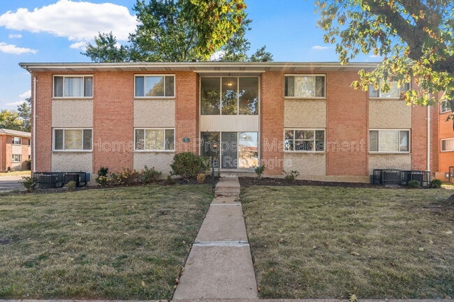 Building Photo - 16 Bruce Dr Unit 5