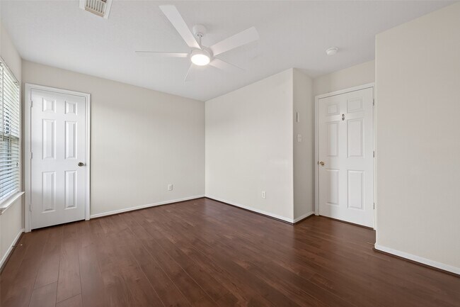 Photo - 14335 Plum Springs Dr