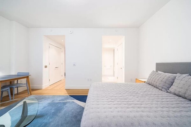 100 Prince St Unit 7E