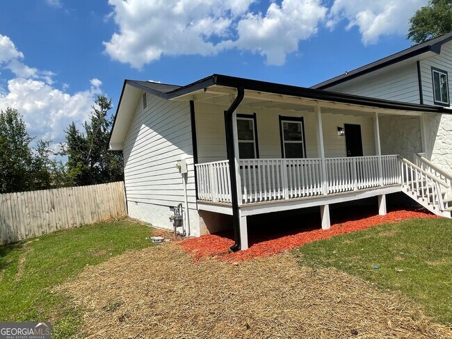 Photo - 235 Deerfield Dr