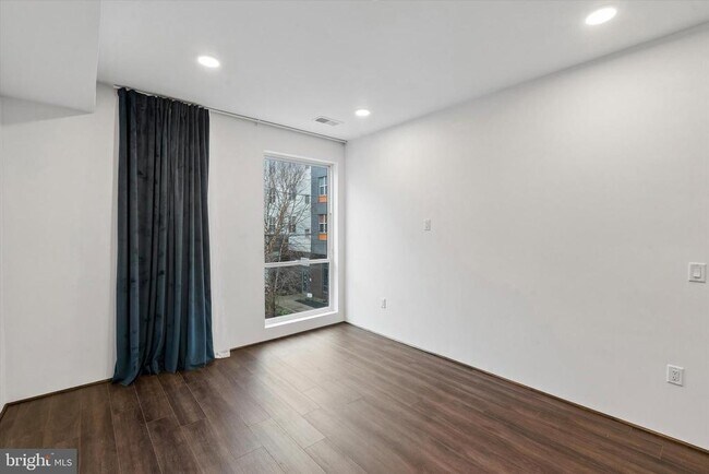 Photo - 1911 N 9th St