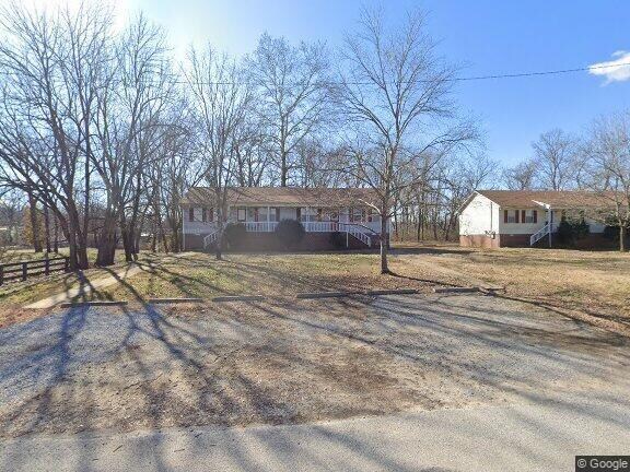 Photo - 205 S Bigby Dr House
