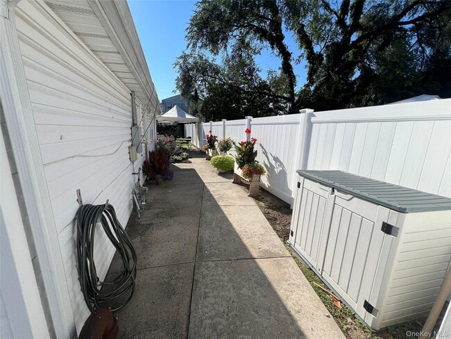 Photo - 79 Radcliffe Rd