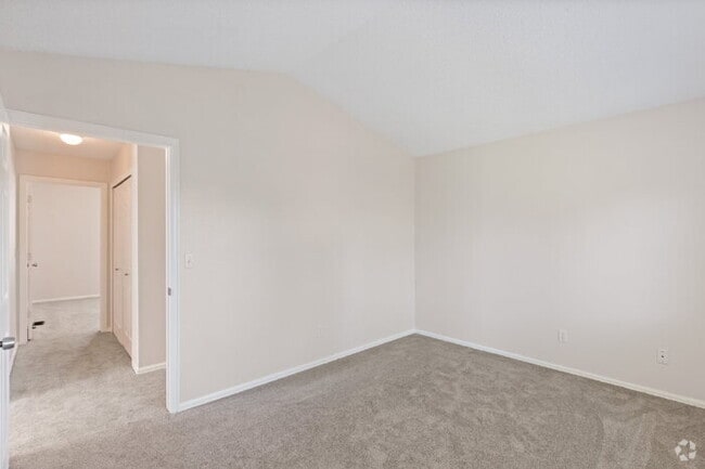Building Photo - 6067 Wisteria Dr Rental