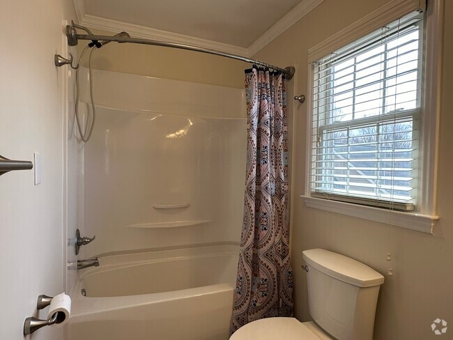 Building Photo - 328 Brookside Ct Rental