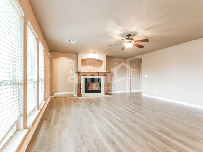 Photo - 1628 East Edgewater St S