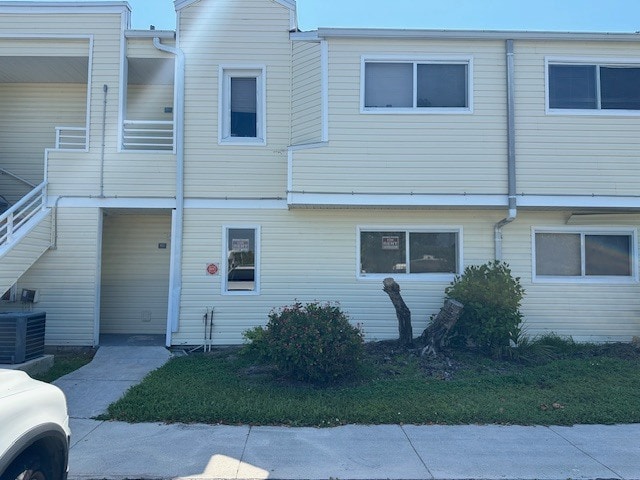 Building Photo - 3421 NW 44th St Unit SUMMER LAKES