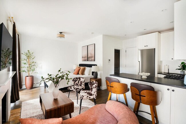 10 5th Ave Unit SI ID1336773P