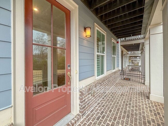 Photo - 300 Meadow Mill Way