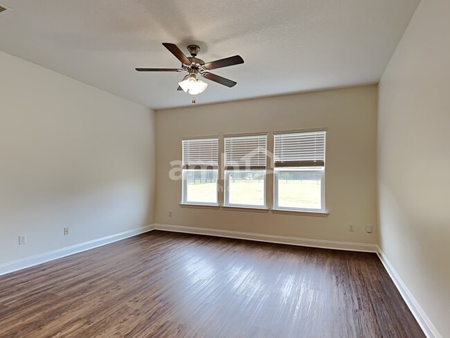 Photo - 917 Sunny Stroll Dr