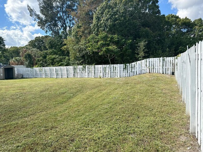 Photo - 5516 NW 22nd St