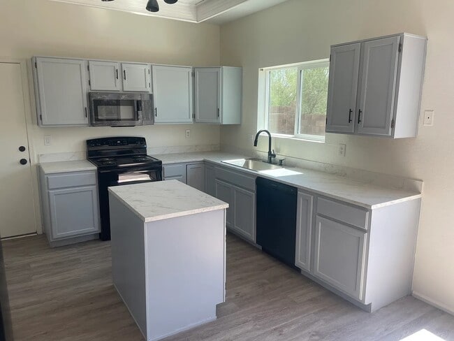 Photo - 3765 W Koshare Ln