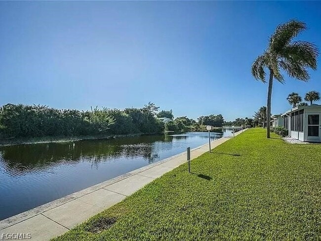 Photo - 620 Joel Blvd