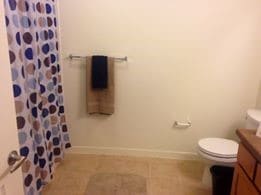Spacious Bathroom - Wedgewood Apartments