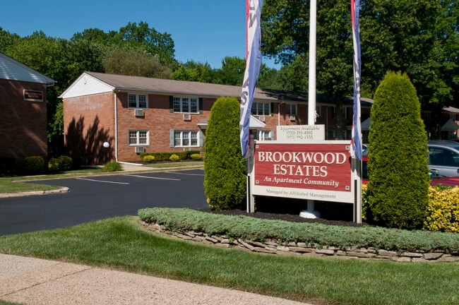 Building Photo - Brookwood Estates