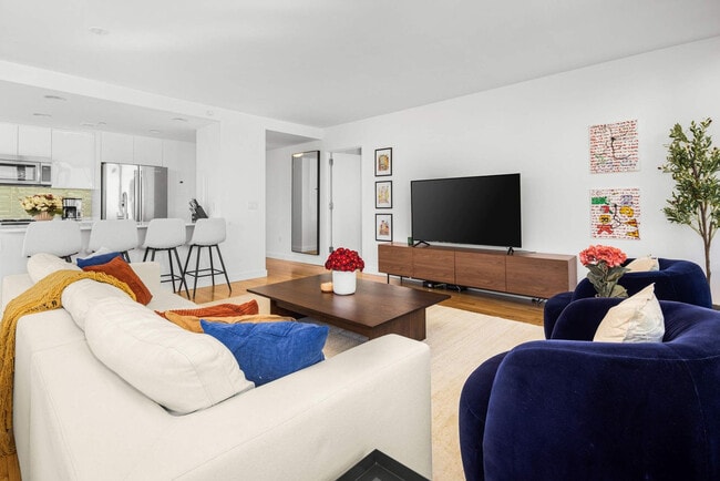 Photo - 1113 York Ave Unidad ID1330813P