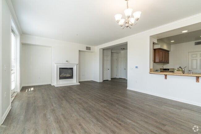 2BR, 2.5BA - 1600SF - Living Room