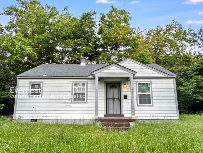 Photo - 1475 Pope St House