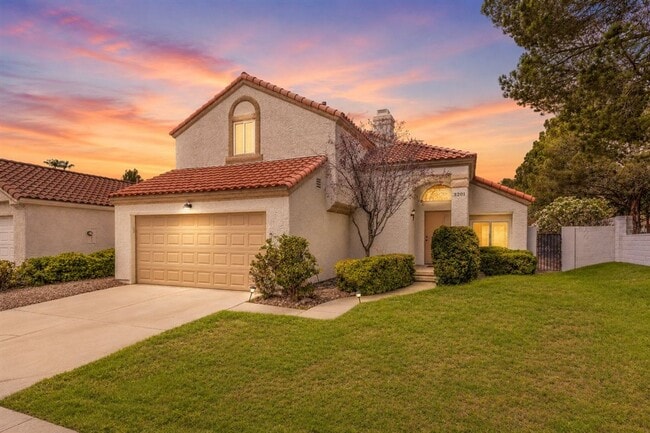 Building Photo - Contemporary 4bd Home with Expansive Spaces and Designer Details