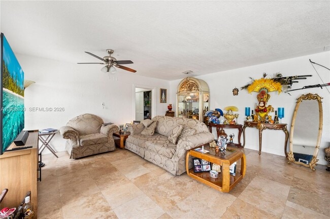 1895 NW 175th St