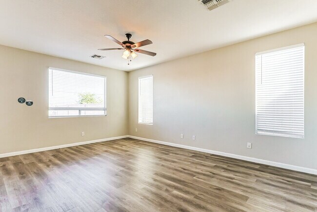 Photo - 4836 E Meadow Lark Way