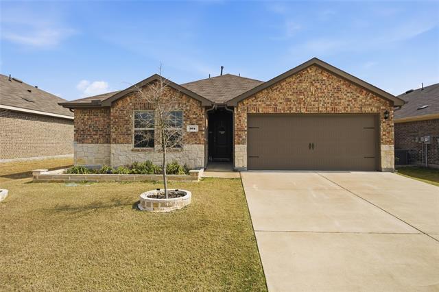 Building Photo - 304 Red Strm Wy