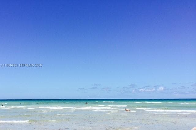 Building Photo - 3801 S Ocean Dr Unit PH16L