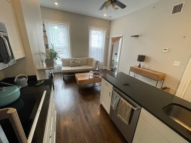 Photo - 62 W Rutland Square Unidad 6