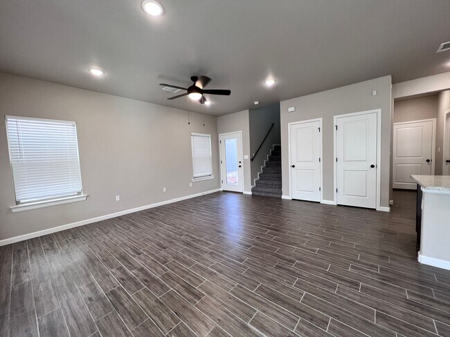 Photo - Upper Valley 3 Bedroom 2.5 Bath Townhome