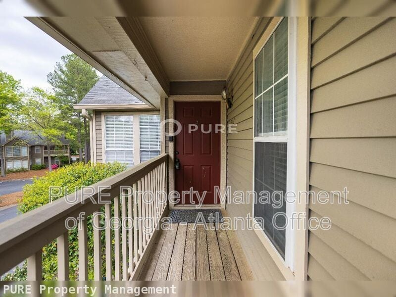 Photo - 2408 Country Park Dr SE