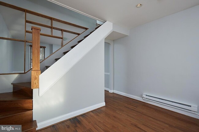 Photo - 964 Florida Ave NW