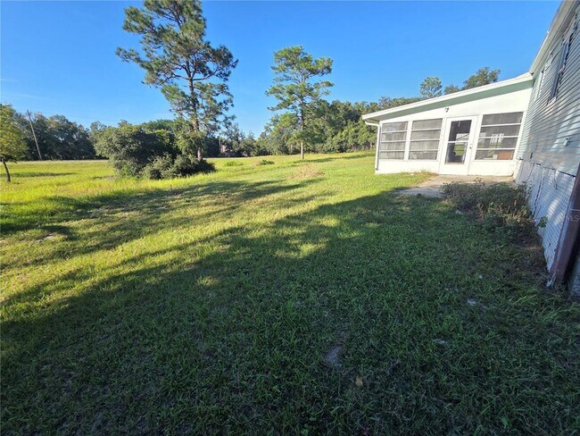 460 Hilltop Ct